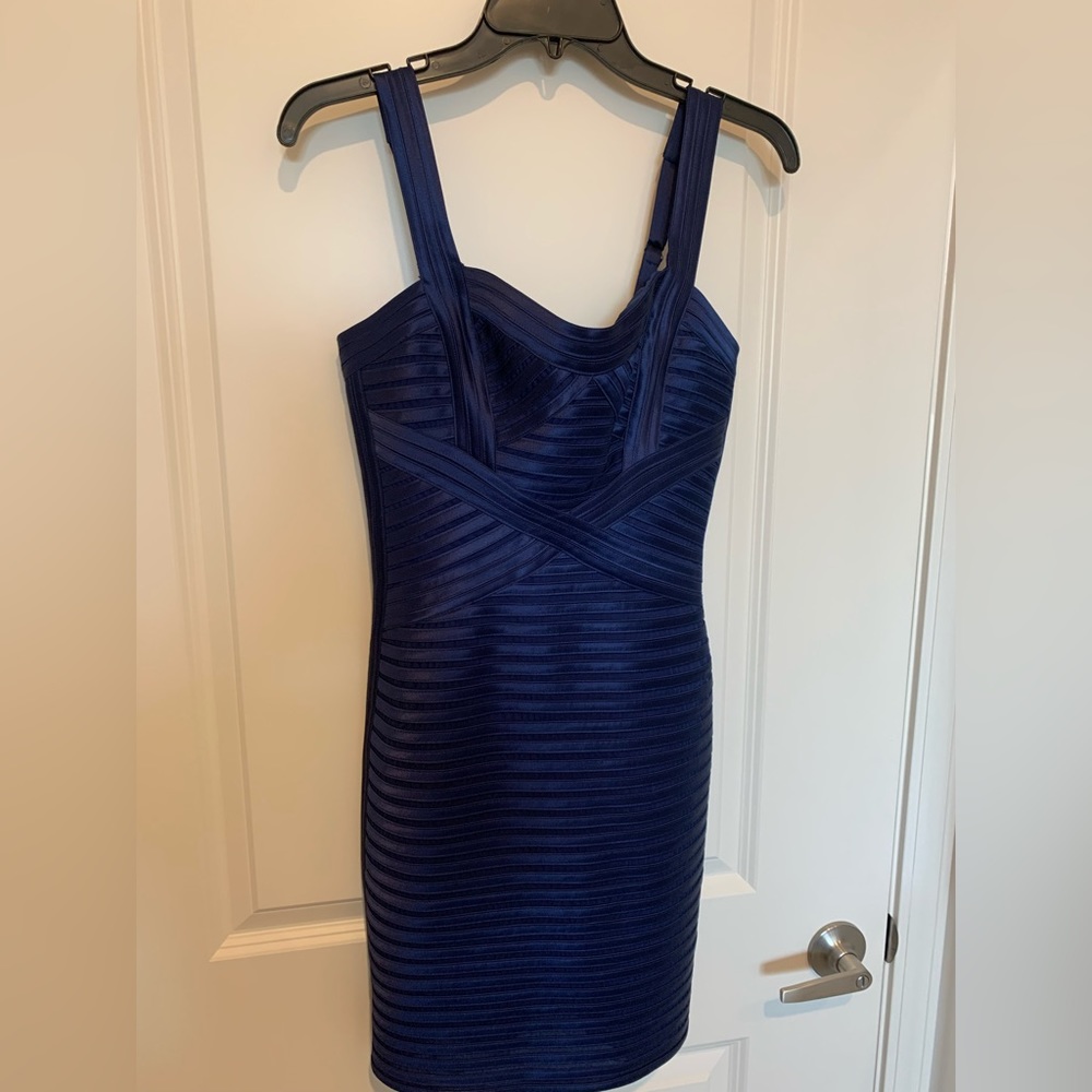 BCBG MaxAzria Rivas Navy Cocktail Dress Sz 4, PERFECT CONDITION!